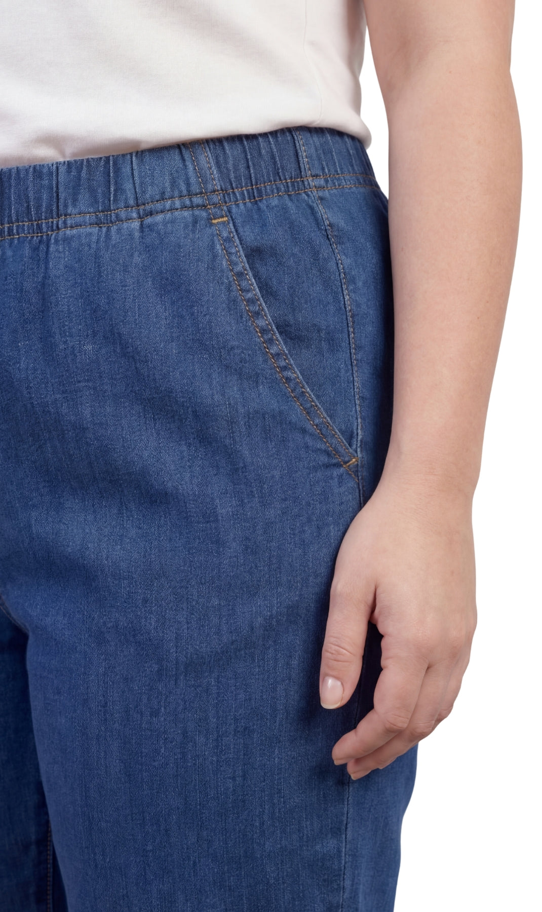 Turtle Bay New York Women's Lightweight Pull-On Denim Jeans with Elastic Waist Med Bule Pocket