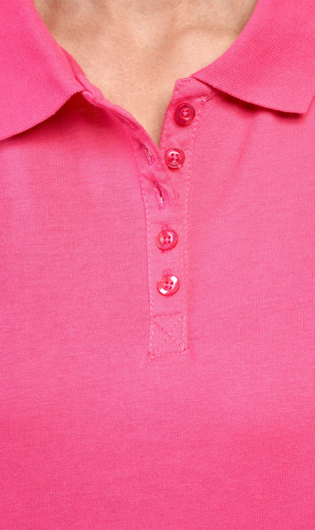 Turtle Bay Apparel Women's Short Sleeve Pique Knit Polo Shirt in Relaxed Fit – Pink Collar Detail